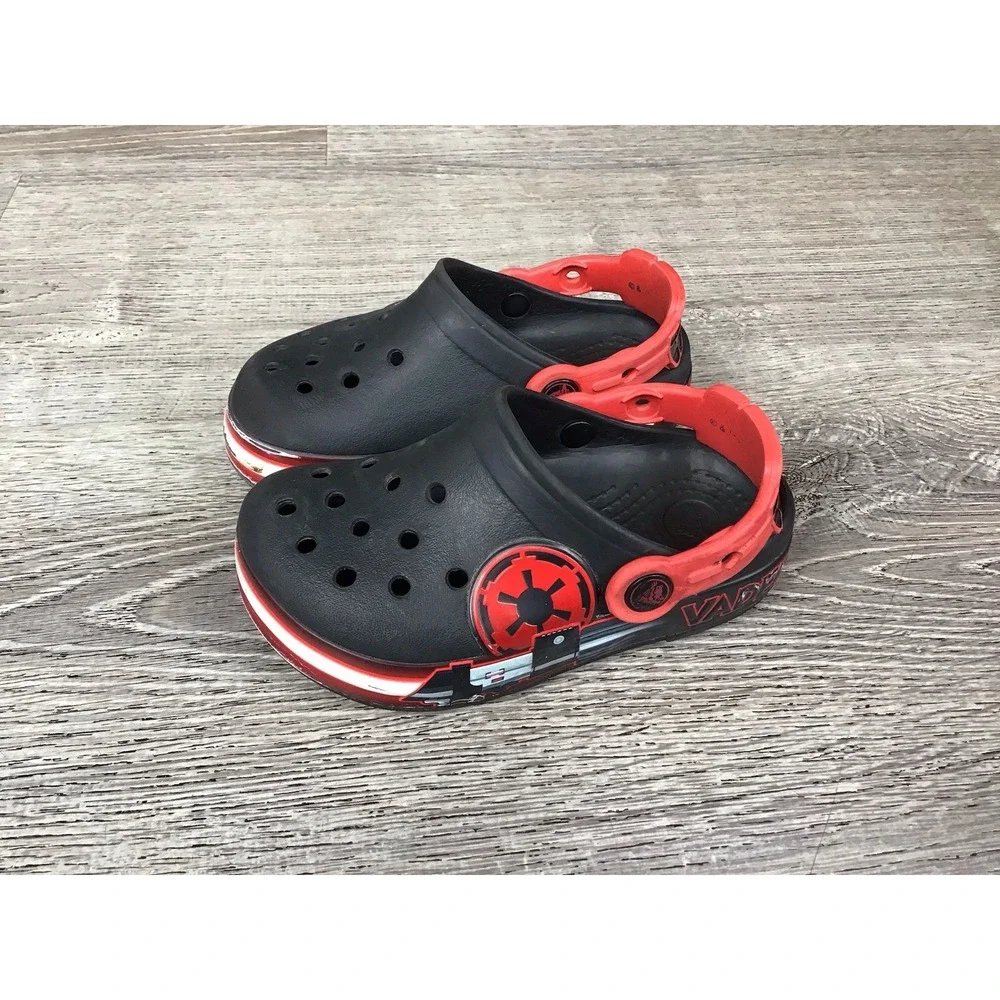 Crocs Star Wars Darth Vader C9 Shoe Clogs Childs Size 9 Black/Red Disney Slip On